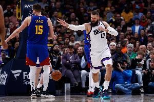 掘金主帅谈瓦兰：组织中锋 他有着和约基奇类似的技能包