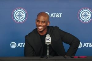 😁保罗：签快船后在家总是开心得蹦蹦跳跳 老婆孩子都烦我了